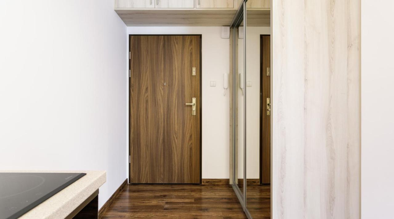 My Krakow Apartments - Topolowa 8 ภายนอก รูปภาพ
